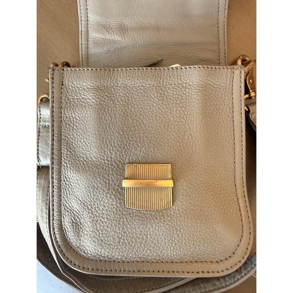 Wanderers Crossbody Bag Womens Gray Leather Adjustable Strap Push Lock Purse - Picture 7 of 16